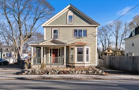 117 Elm St 1 Amesbury MA 01913