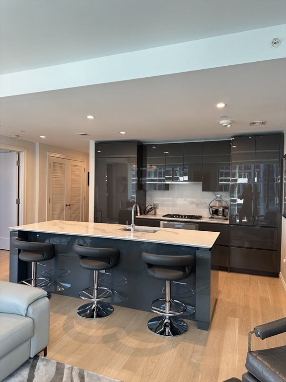 133 Seaport Blvd 1118