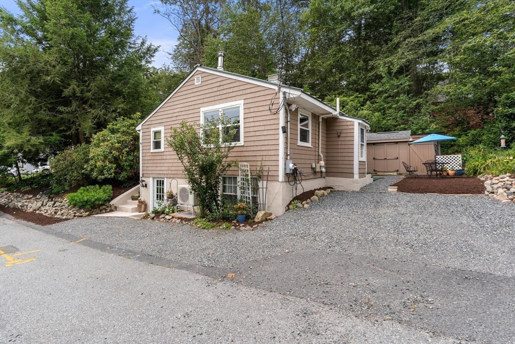 15 Woodland Road, Wayland, MA Photo #14