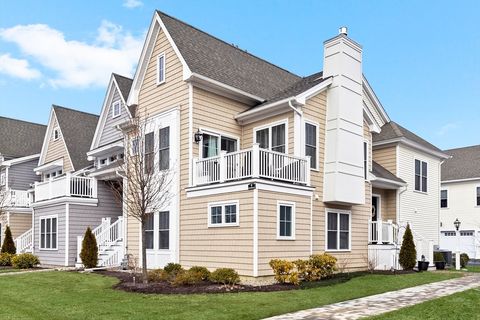 Photo of 9 Sunflower Way #9, Plymouth, NH 03260 (MLS # 73521314)