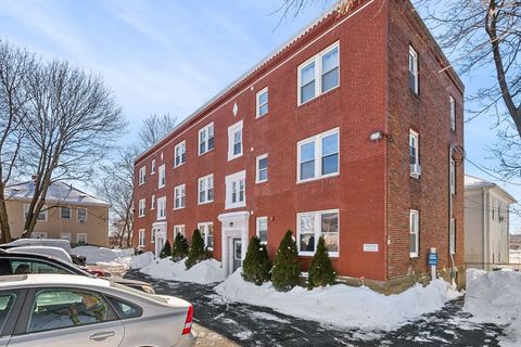 Photo of 6-R Hazel Ter #1, Salem, MA 01970 (MLS # 73478620)