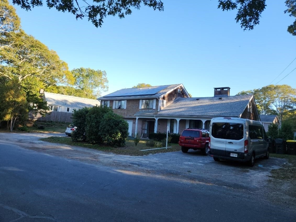 15 Sterling Rd