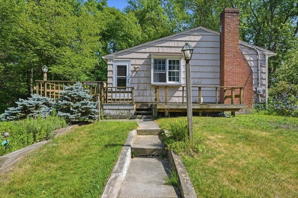 7 Hornbeam Rd