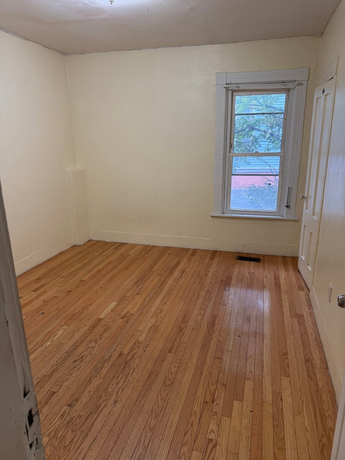 66 Florence St 1