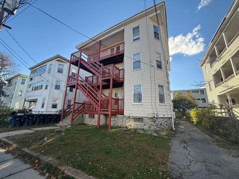 51 Green Ave Southbridge MA 01550