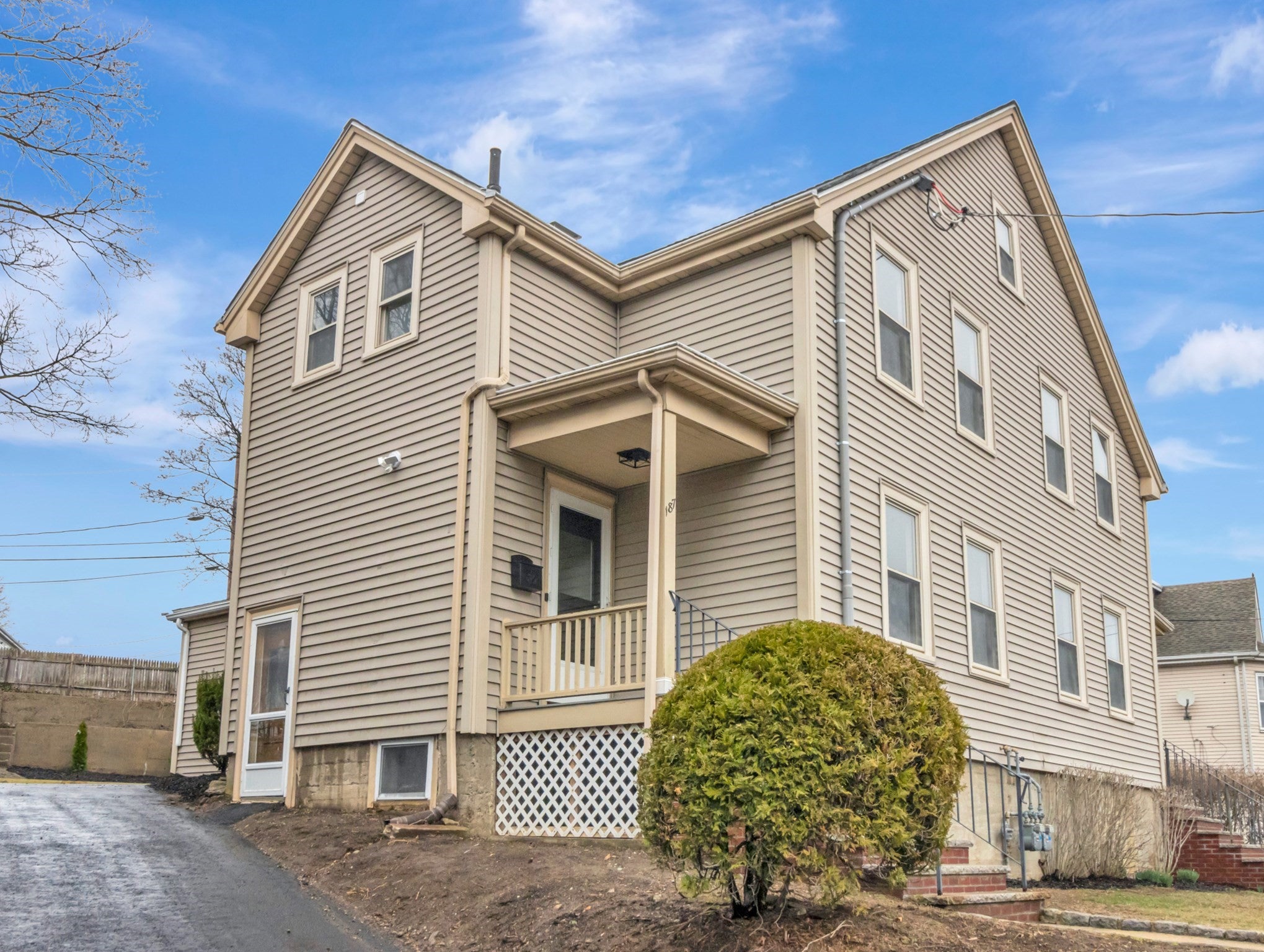 185 Colburn St 185
