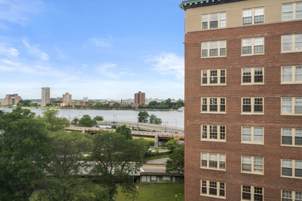4 Charlesgate East 603