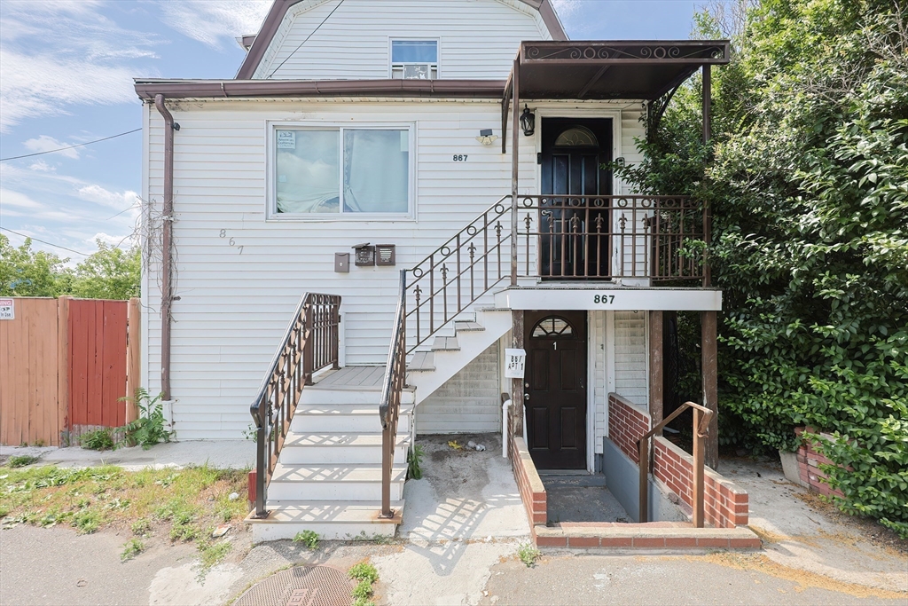 867 N Shore Rd