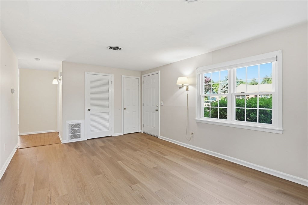 291 Old Farm Road