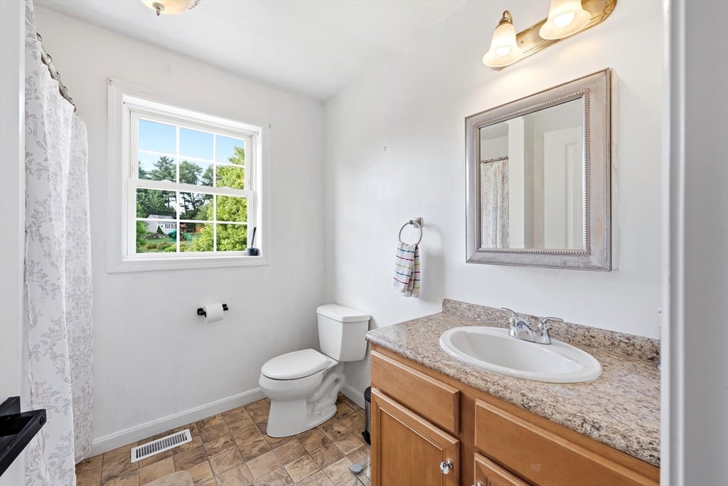 341 Primrose Hill, Dracut, MA, 341 Primrose Hill, Dracut, MA Photo #14