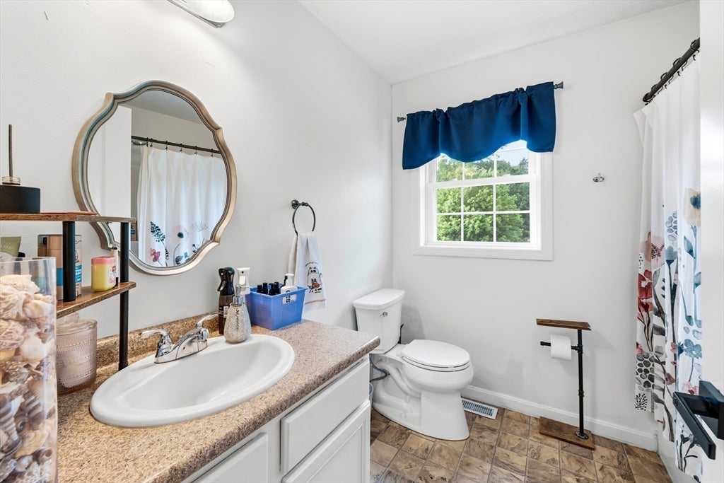 341 Primrose Hill, Dracut, MA, 341 Primrose Hill, Dracut, MA Photo #19