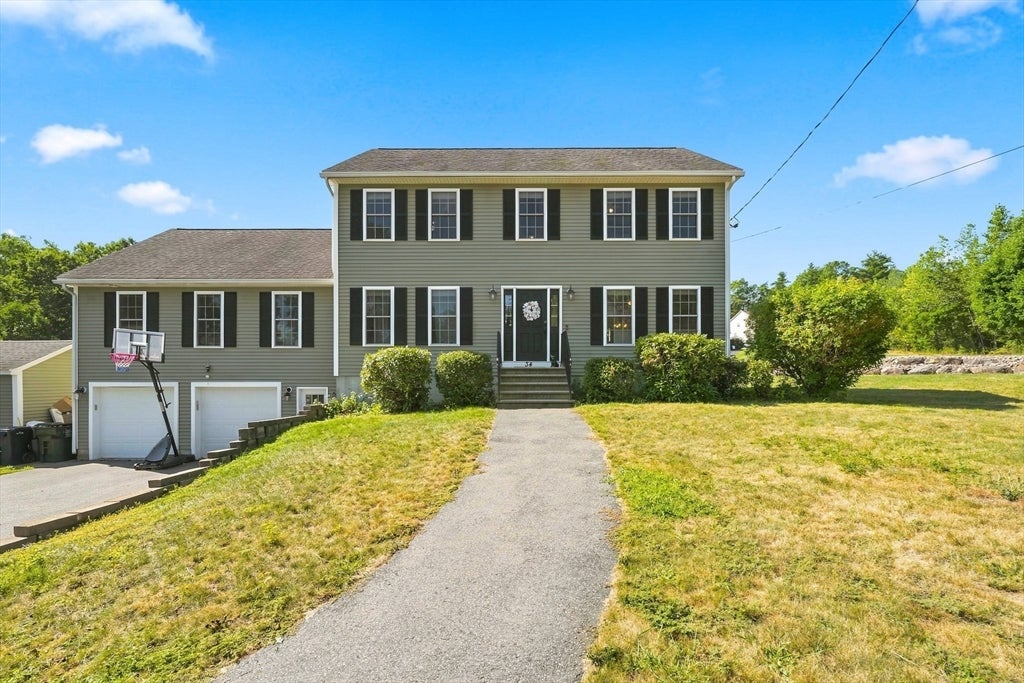 Photo of 341 Primrose Hill, Dracut, MA