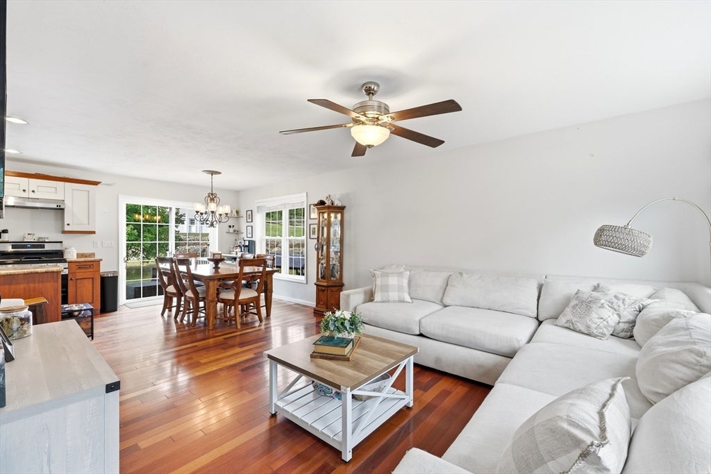 341 Primrose Hill, Dracut, MA, 341 Primrose Hill, Dracut, MA Photo #3