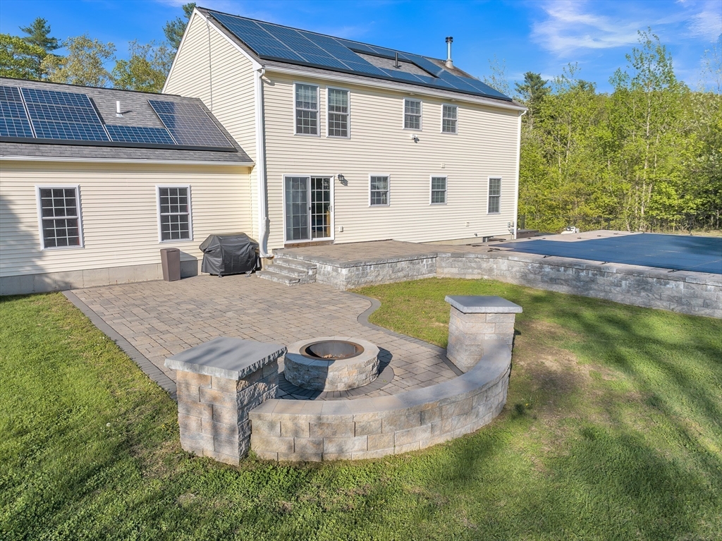 6 Baker Pond Road