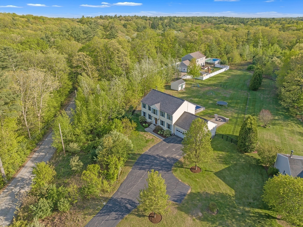 6 Baker Pond Road