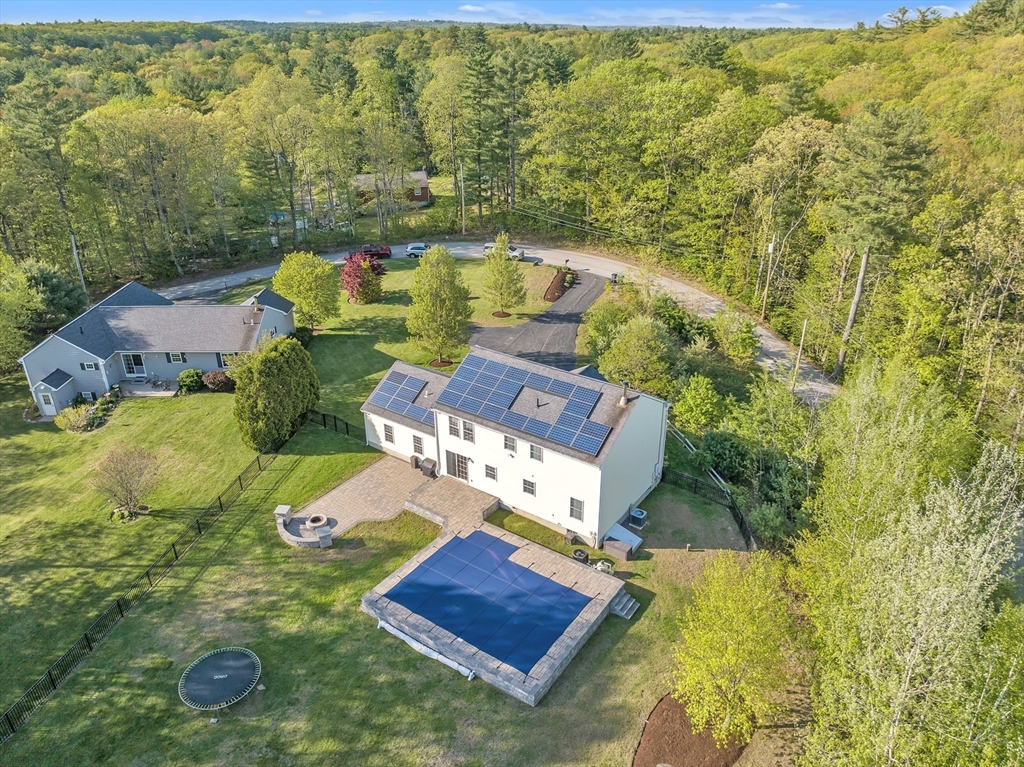 6 Baker Pond Road