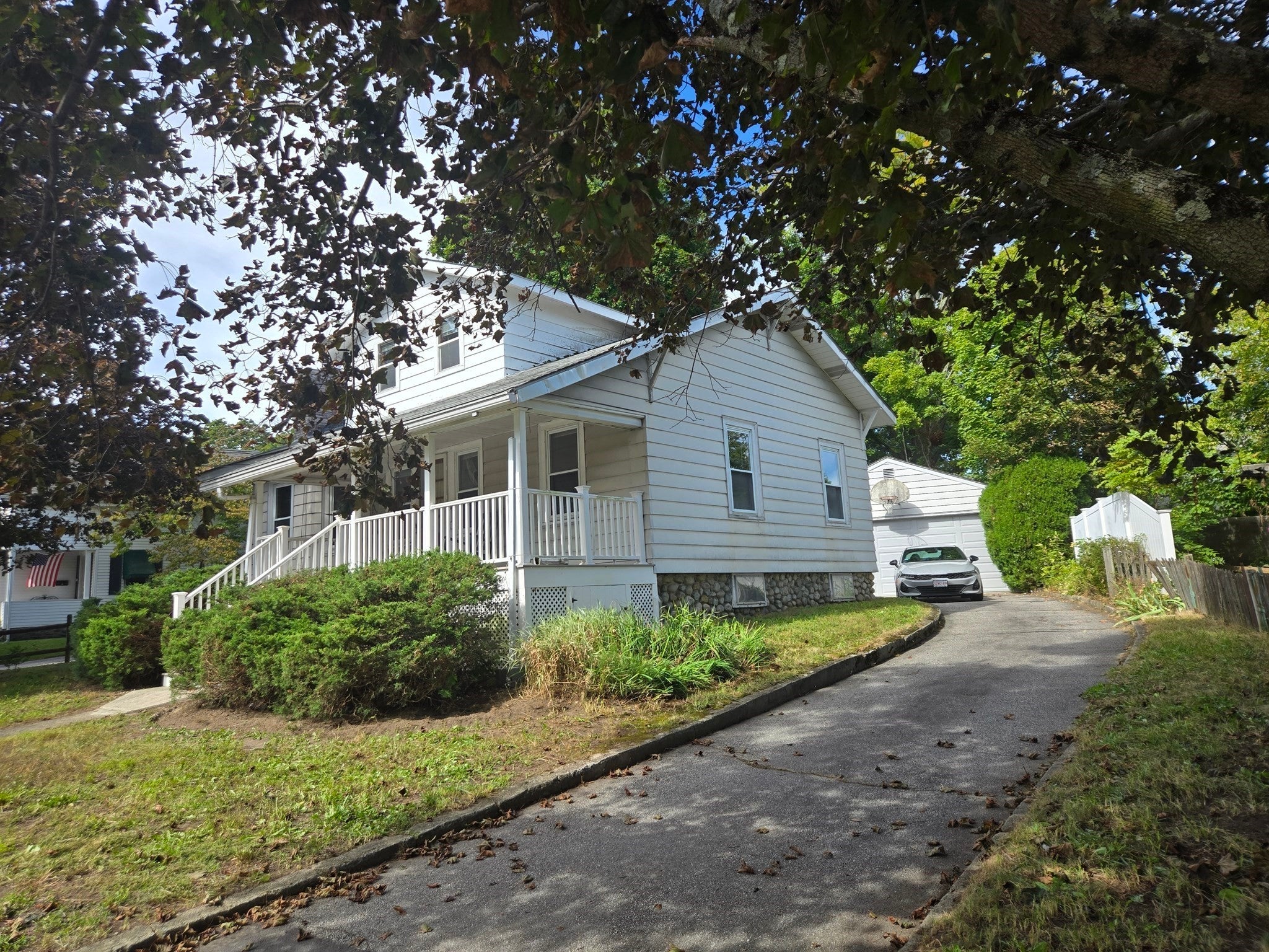 9 Shore St, Taunton, MA Photo #2