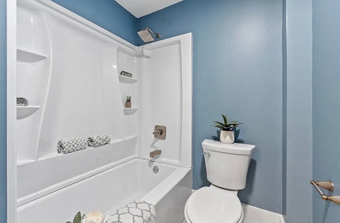 117 Greenwood Street, Gardner, MA, 117 Greenwood Street, Gardner, MA Photo #35