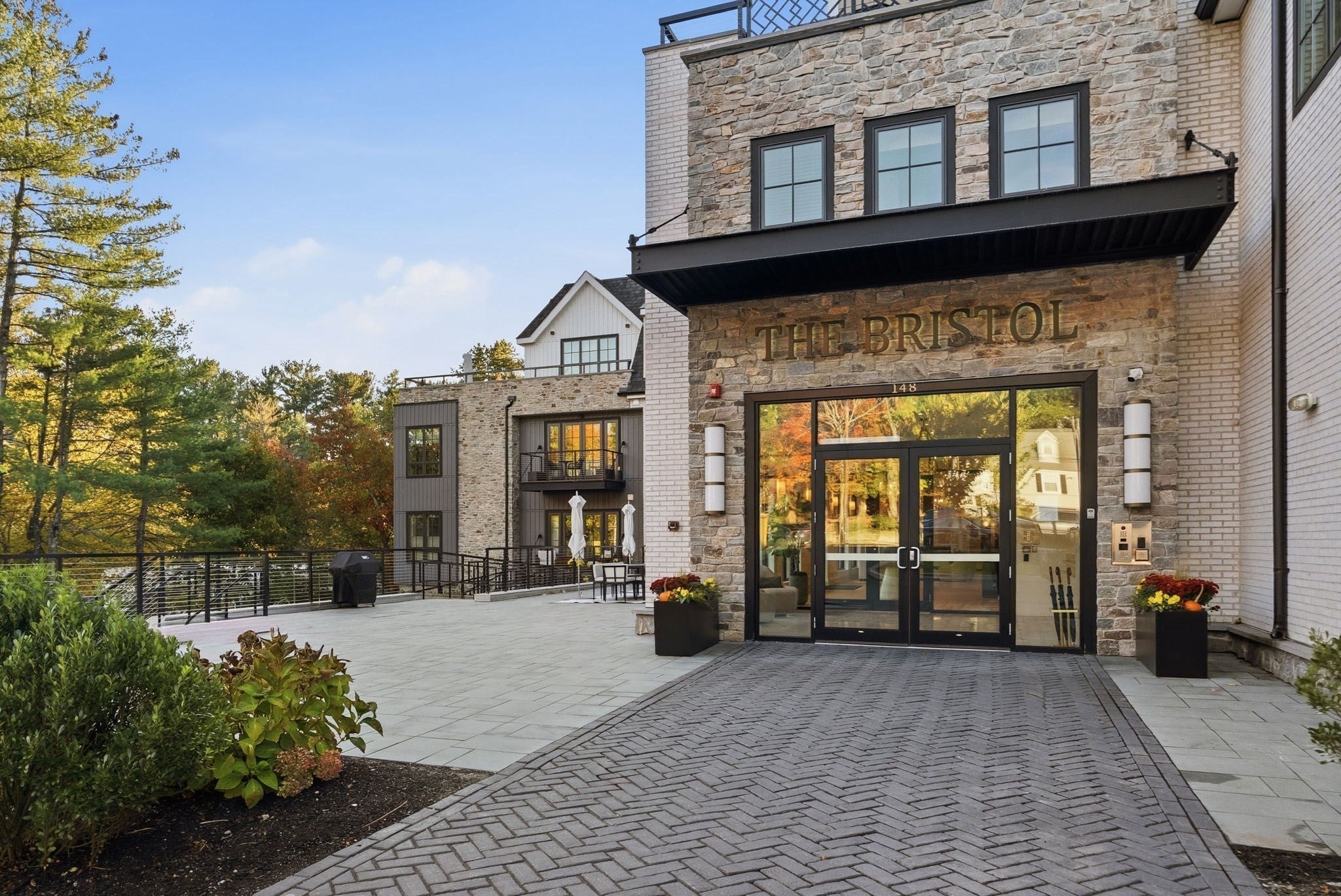 Photo of 148 Weston Road, Wellesley, MA