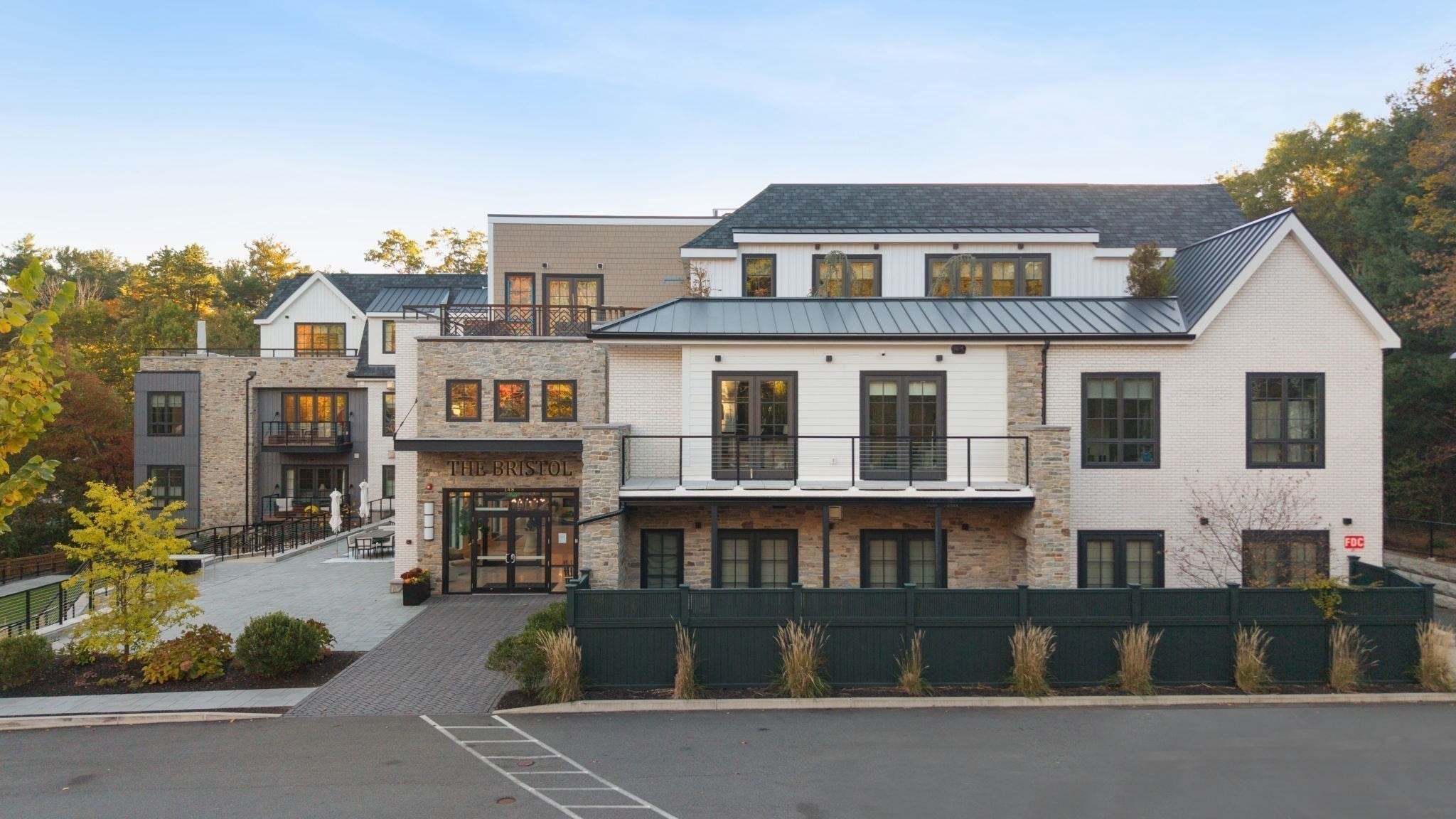 148 Weston Road 206
