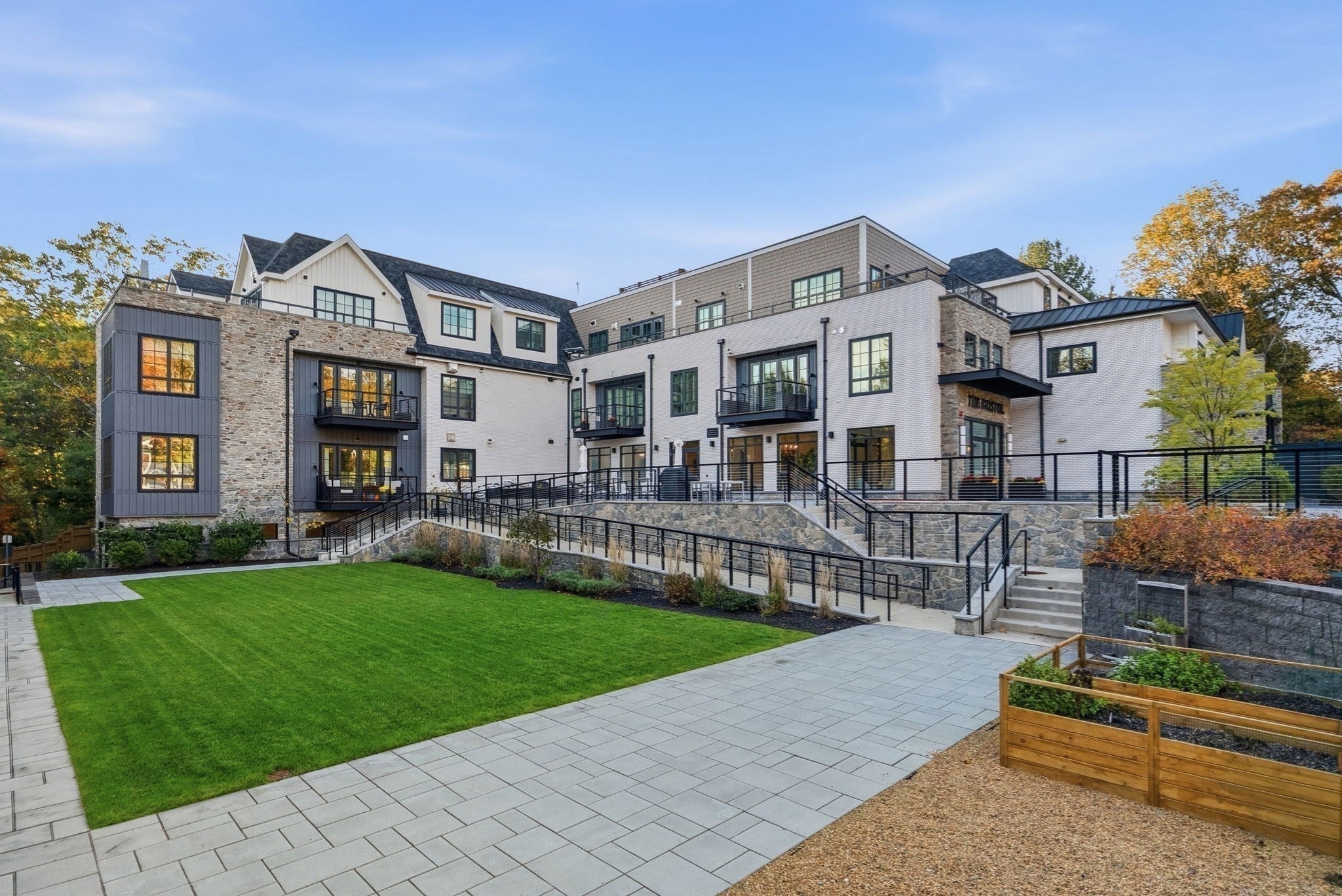 148 Weston Road 206