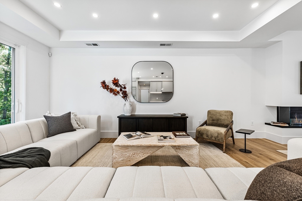 80 Louise Road 80