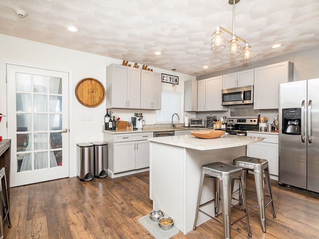 132 Dolphin Ave #4, Revere, MA, 132 Dolphin Ave #4, Revere, MA Photo #3