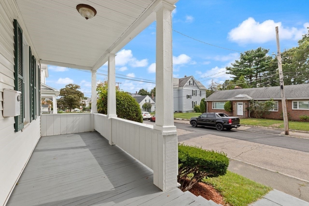 39 Upland Rd