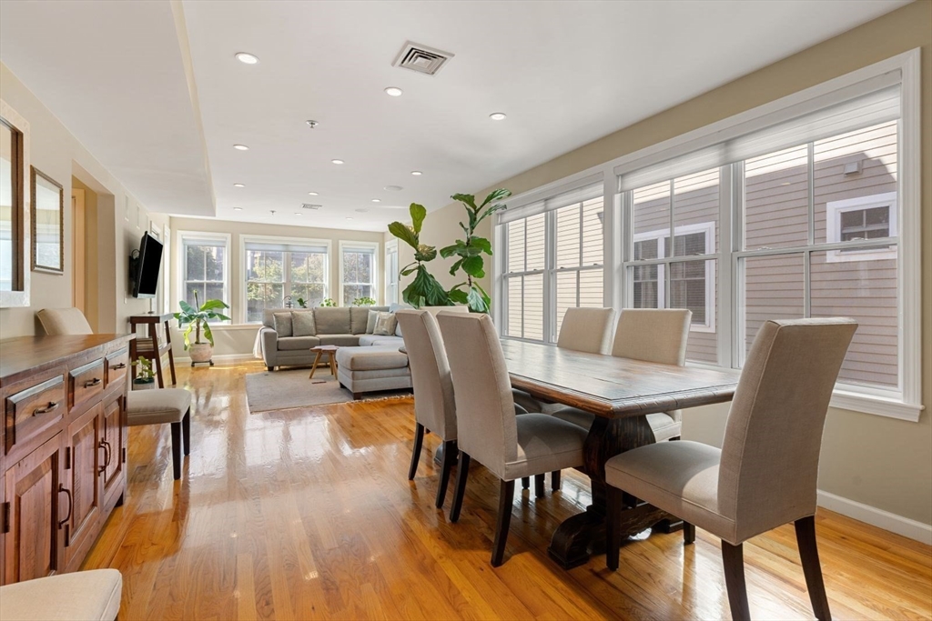 Photo of 26 Forbes St, Boston, MA