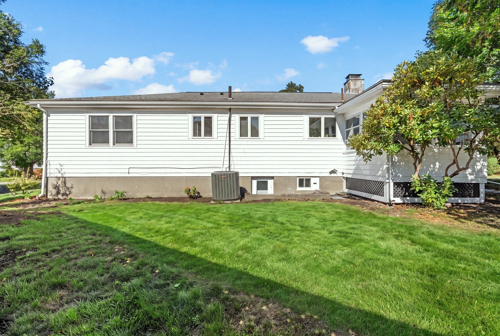 24 Great Meadow Rd, Newton, MA Photo #28