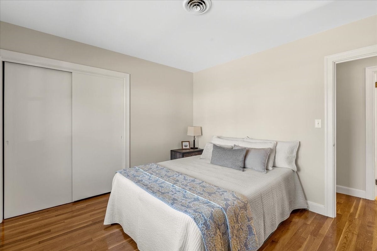 24 Great Meadow Rd, Newton, MA Photo #17