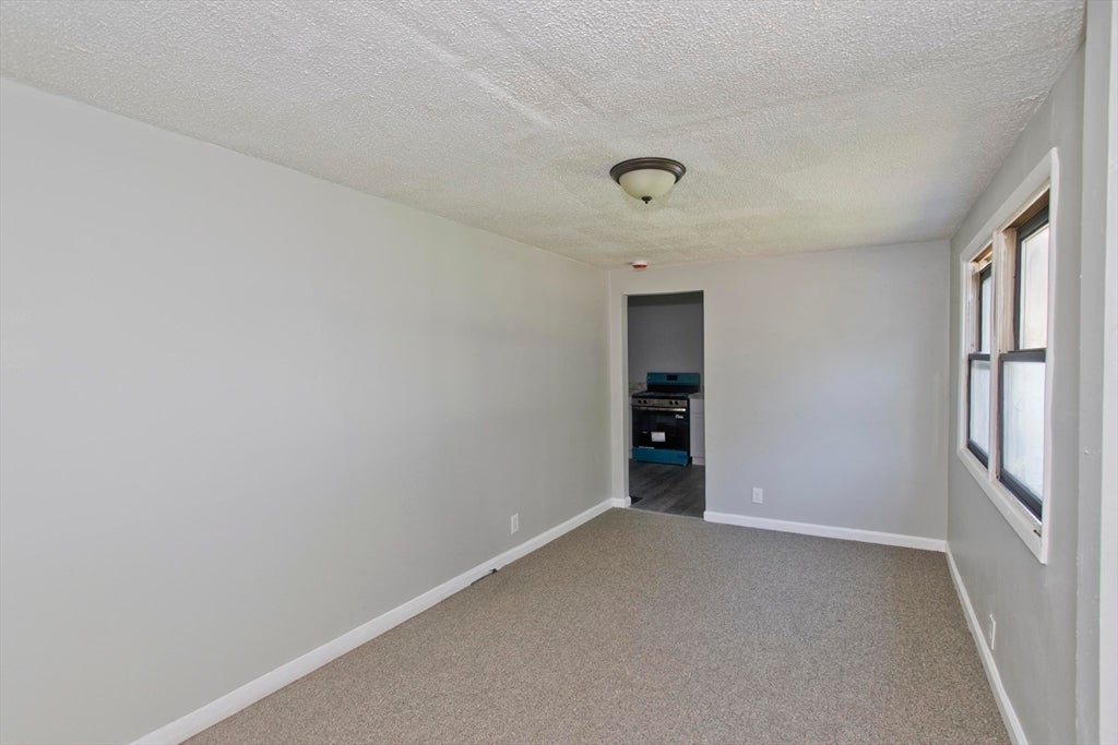 143 Davenport St, Springfield, MA Photo #4