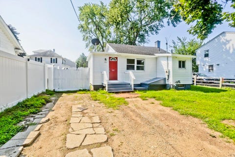Photo of 143 Davenport St, Springfield, MA 01119 (MLS # 73563636)