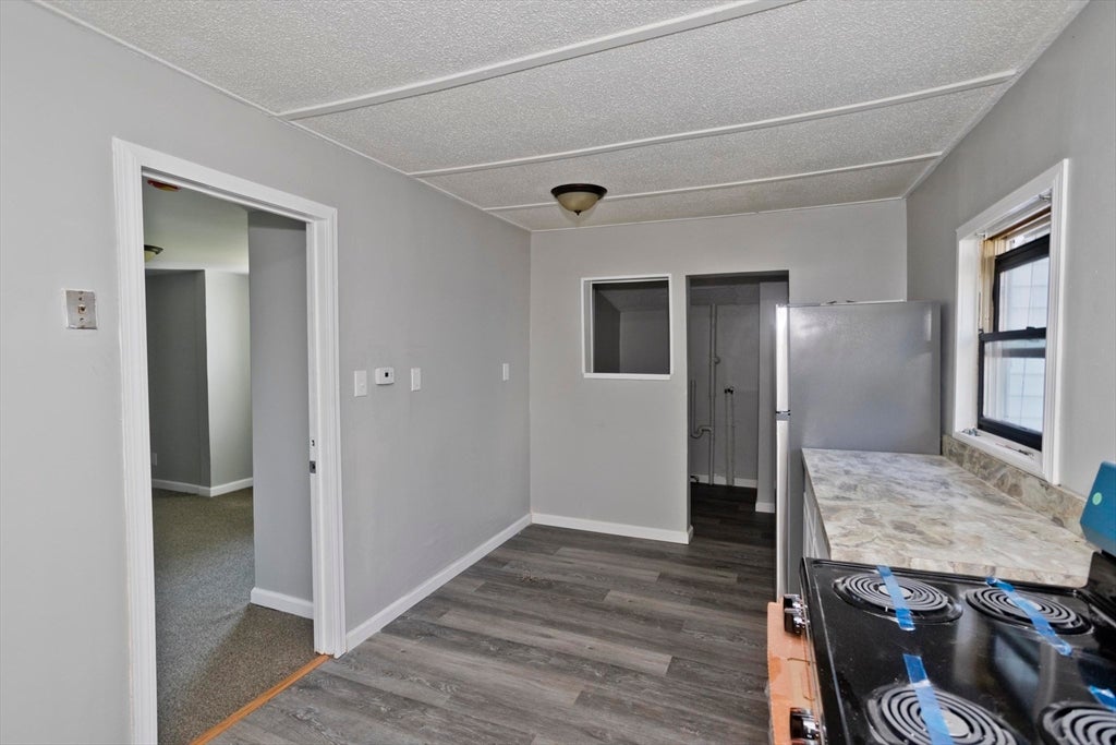 143 Davenport St, Springfield, MA Photo #6
