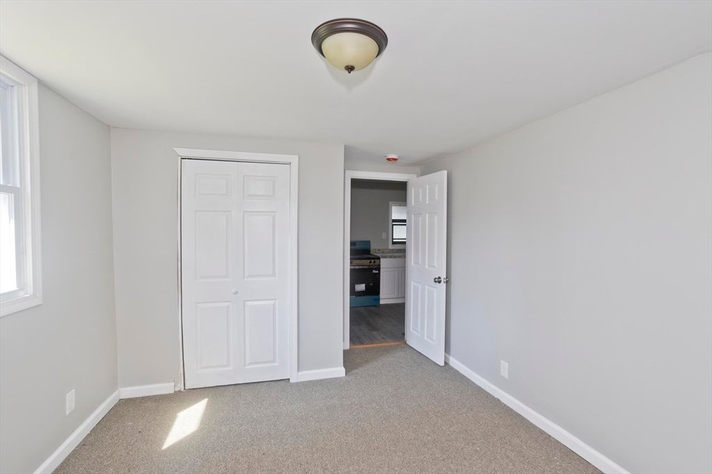 143 Davenport St, Springfield, MA Photo #16