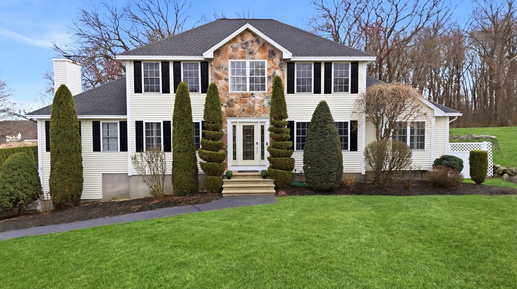23 Carle Dr