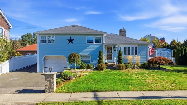 83 WHEATLAND AVE, CHICOPEE, MA 01020 - Image feba927e4d2437a512bef1fdfba71ae6/2040253153