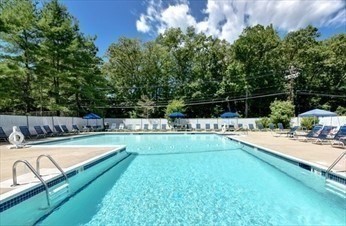 Natick, Massachusetts 01760, United States, 1 Bedroom Bedrooms, ,1 BathroomBathrooms,Residential,Active,145709