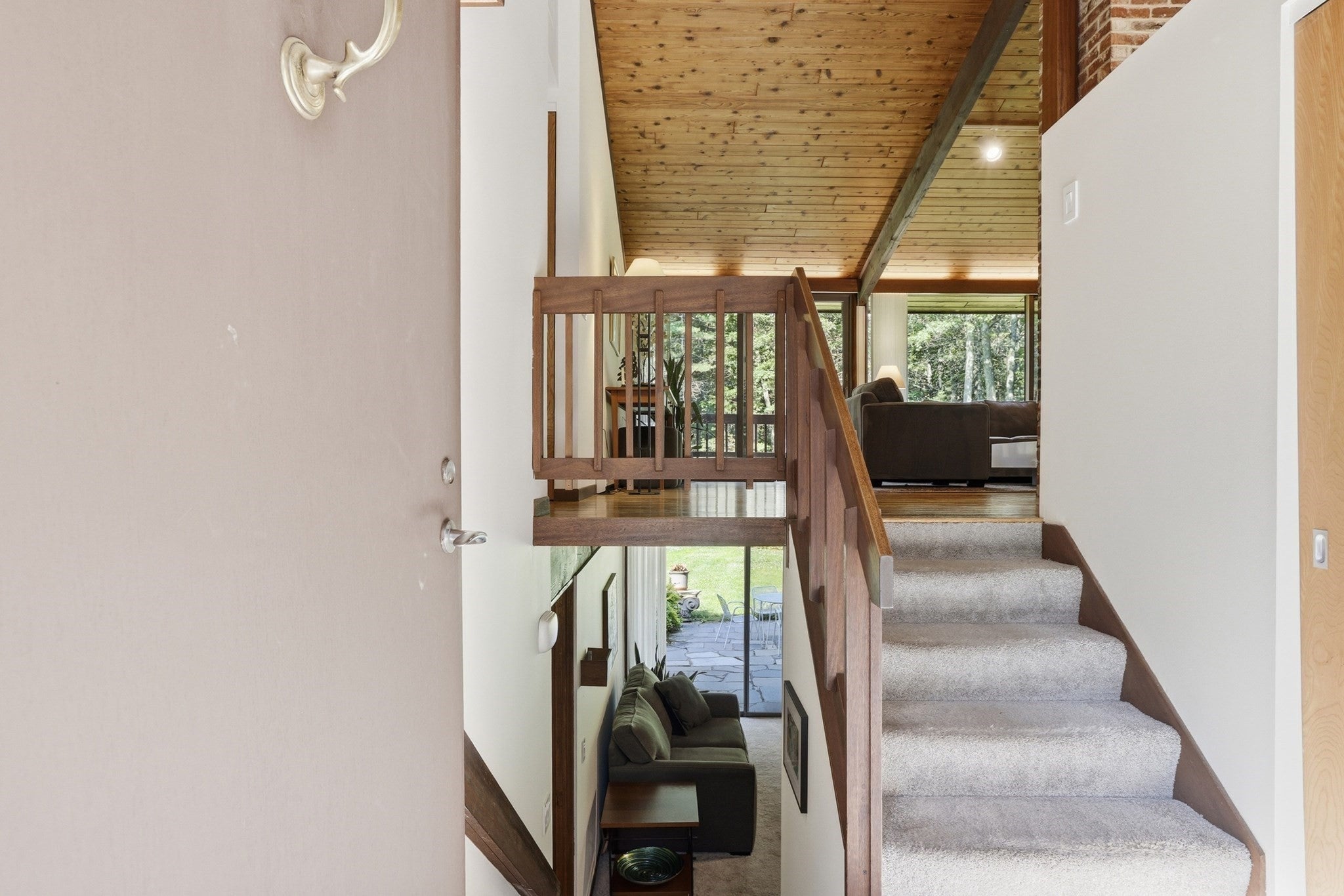 80 Evergreen Lane