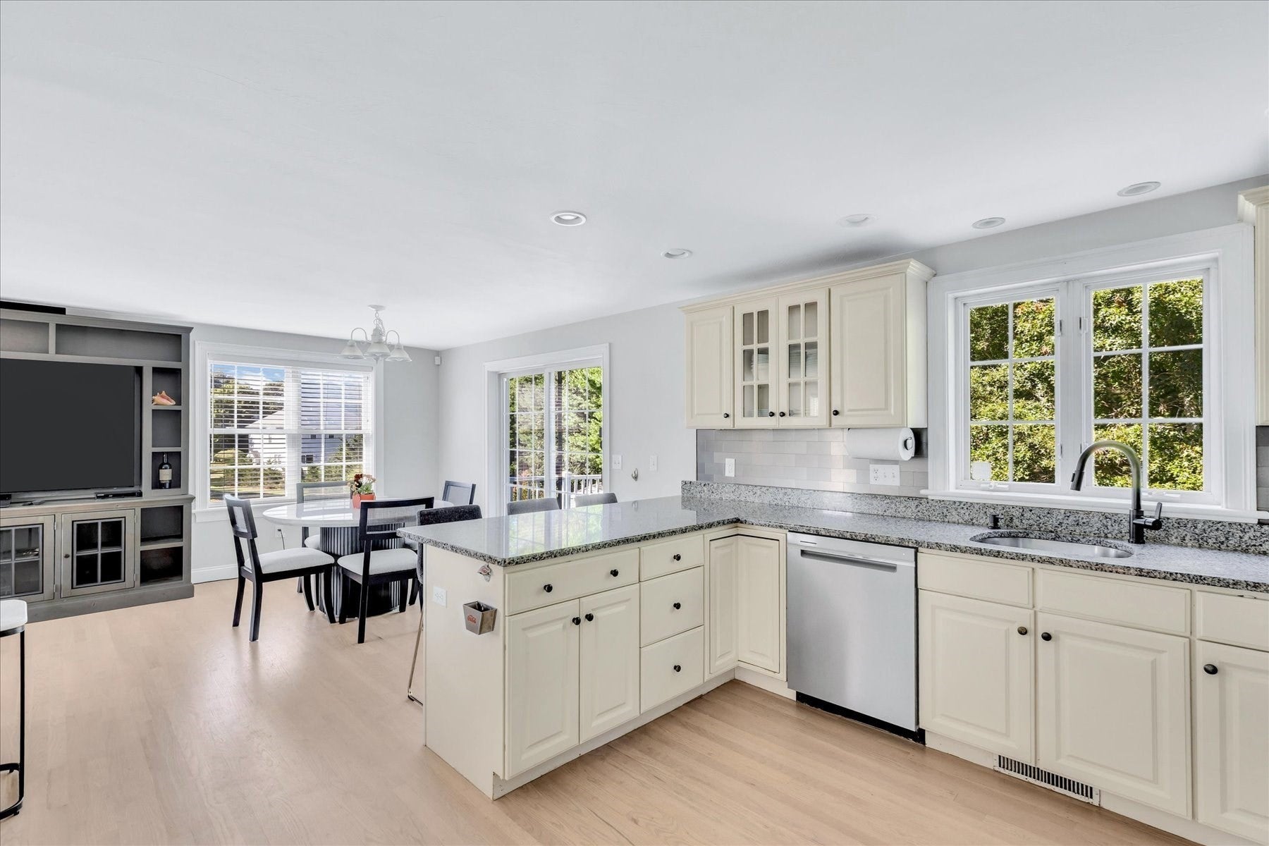 5 Granite Cir, Sandwich, MA, 5 Granite Cir, Sandwich, MA Photo #6