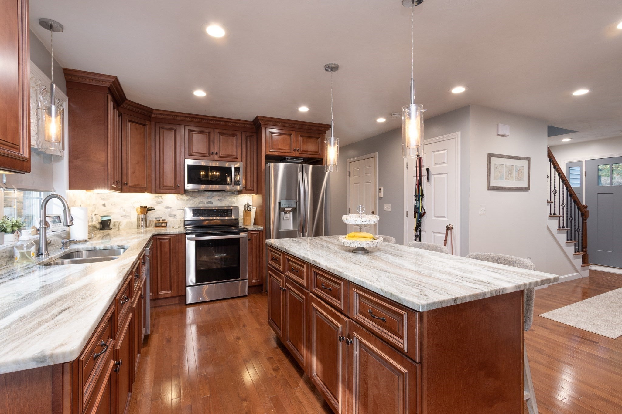 12 Gardner Ave, Sturbridge, MA Photo #6