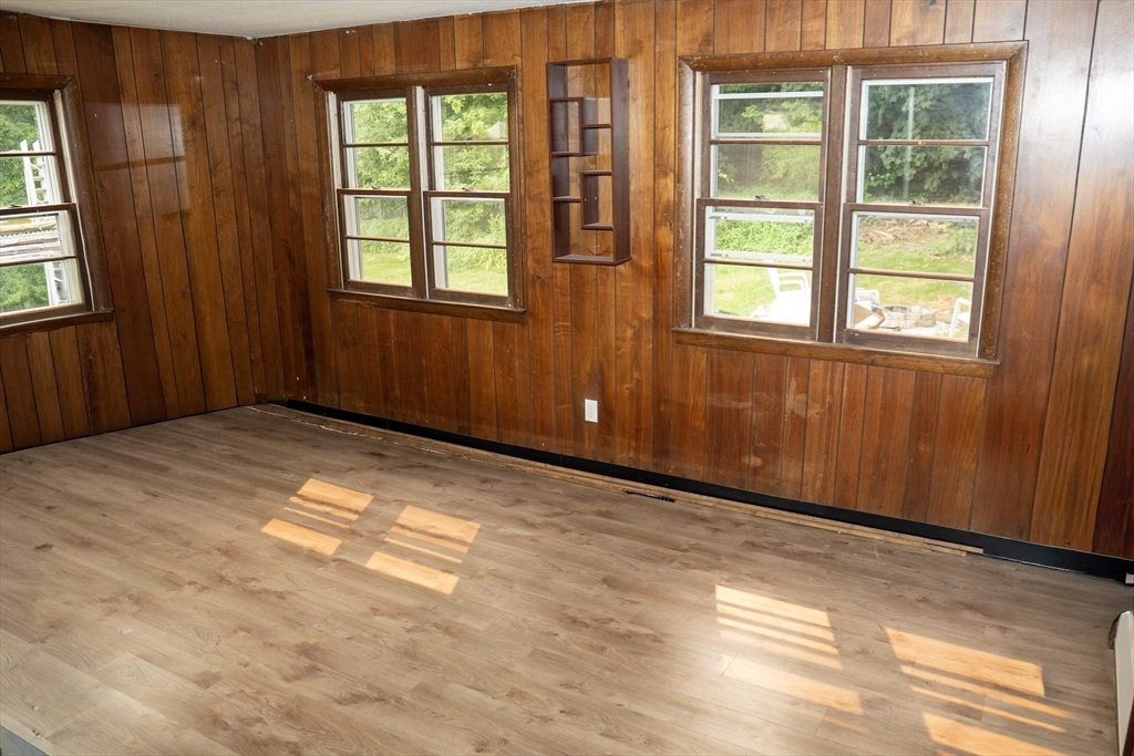 159 Roy ST, Springfield, MA Photo #18