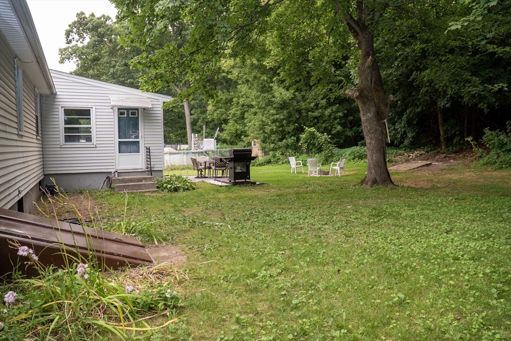 159 Roy ST, Springfield, MA Photo #11
