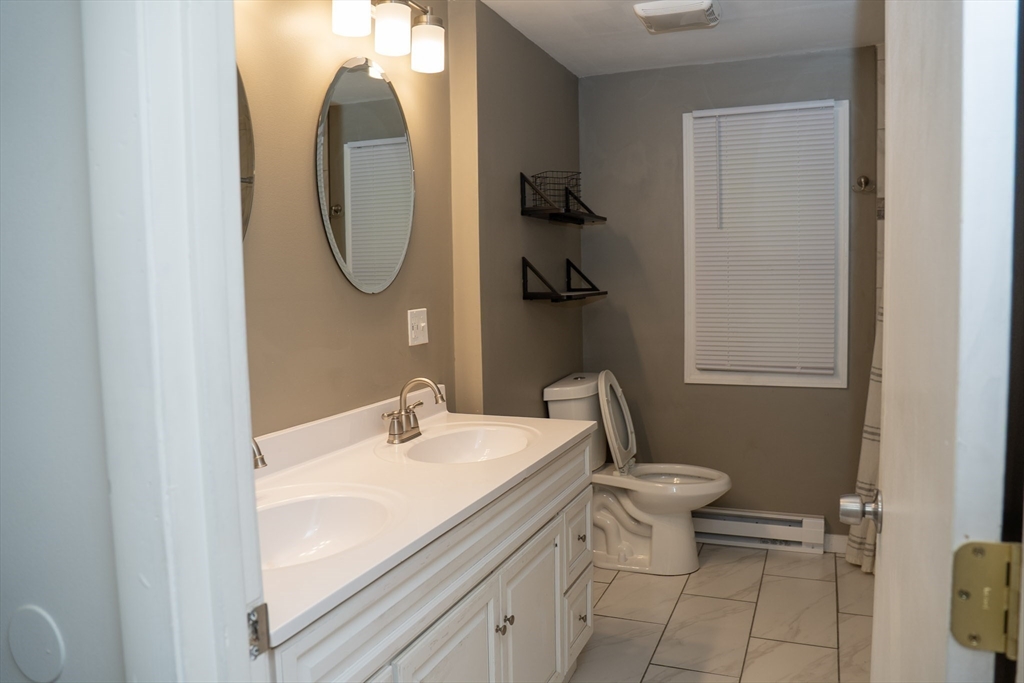 159 Roy ST, Springfield, MA Photo #28