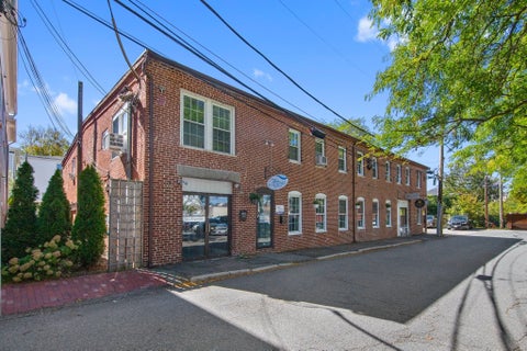 Photo of 8-10 Prince Pl, Newburyport, MA 01950 (MLS # 73588962)