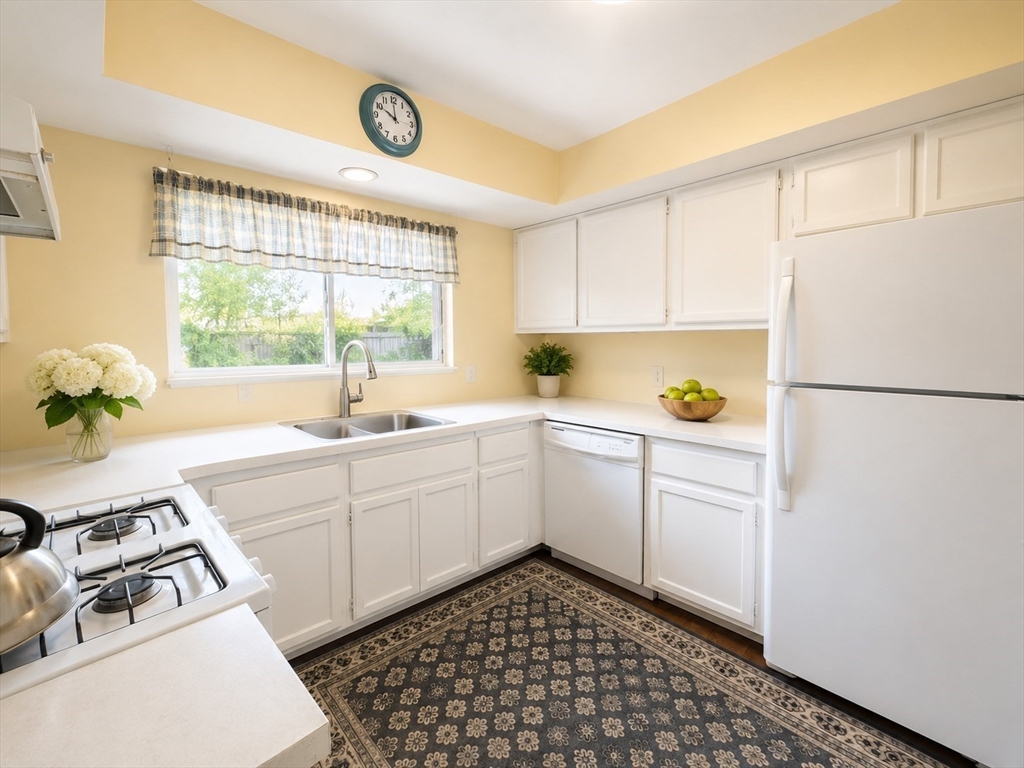 91 Rosewood Dr 91
