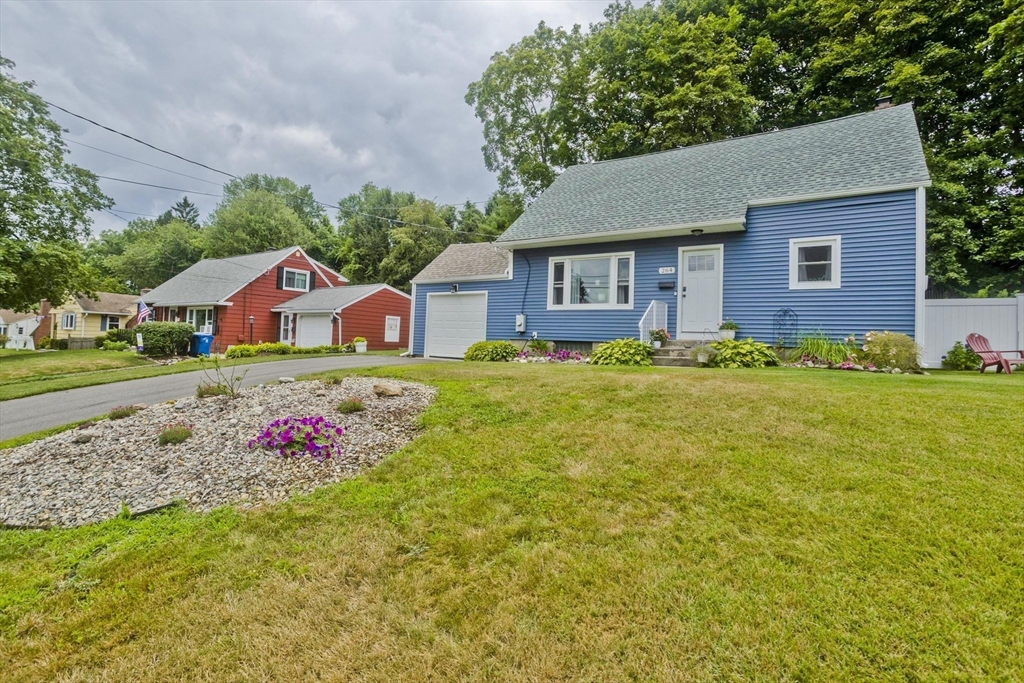 264 Poplar Ave