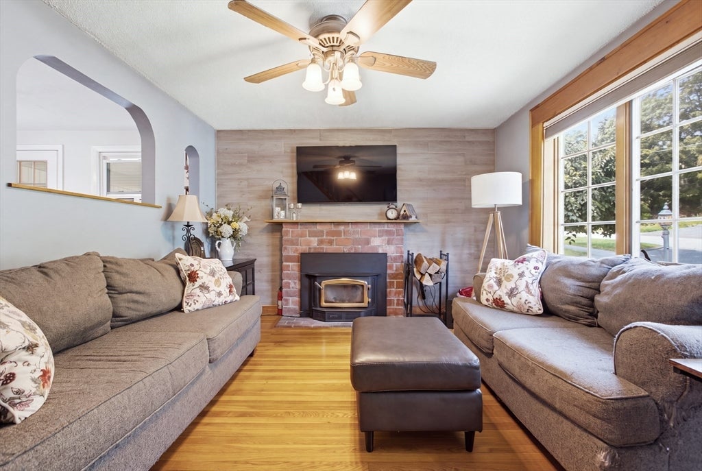 6 Locke Road, Billerica, MA, 6 Locke Road, Billerica, MA Photo #8