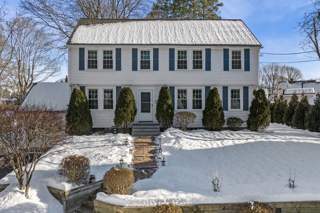 11 Everett Paine Boulevard