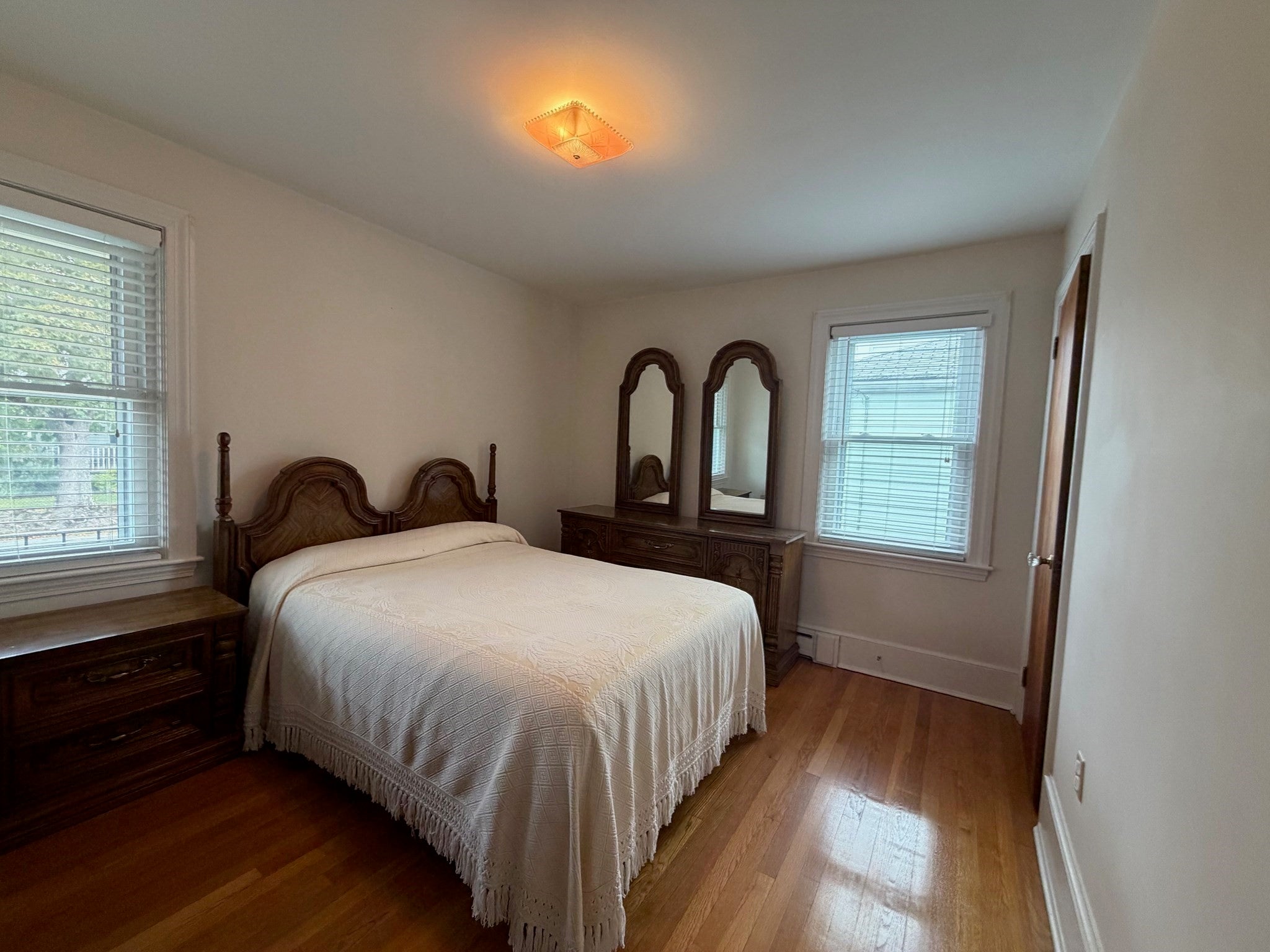 366 Conduit St, New Bedford, MA Photo #9